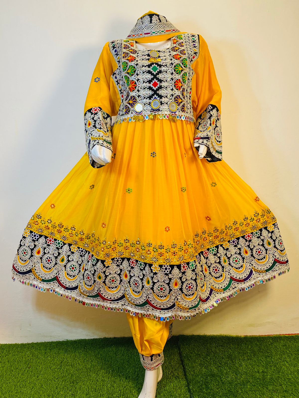 Pathani Traditional Dress